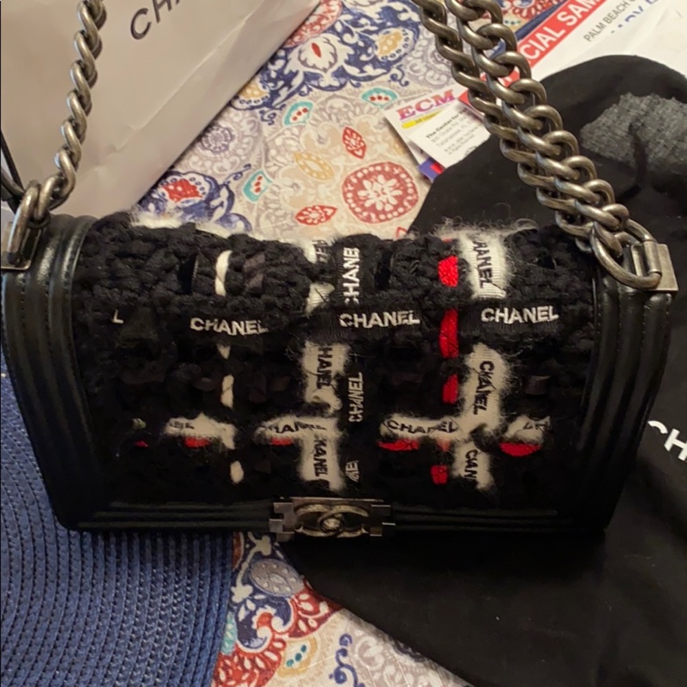 CHANEL BOYFRIEND BAG EUC